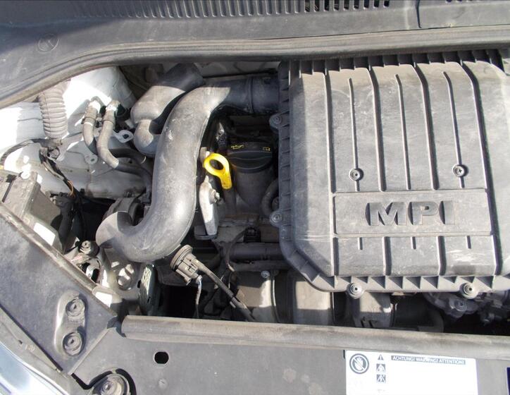 Volkswagen up! 19