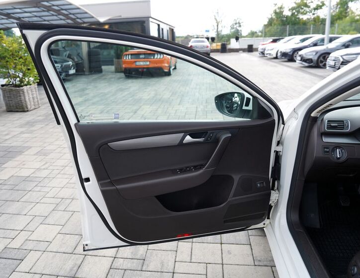 Volkswagen Passat 13