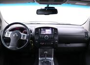 Nissan Navara 33