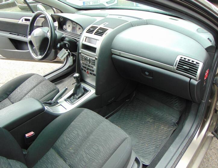 Peugeot 407 11