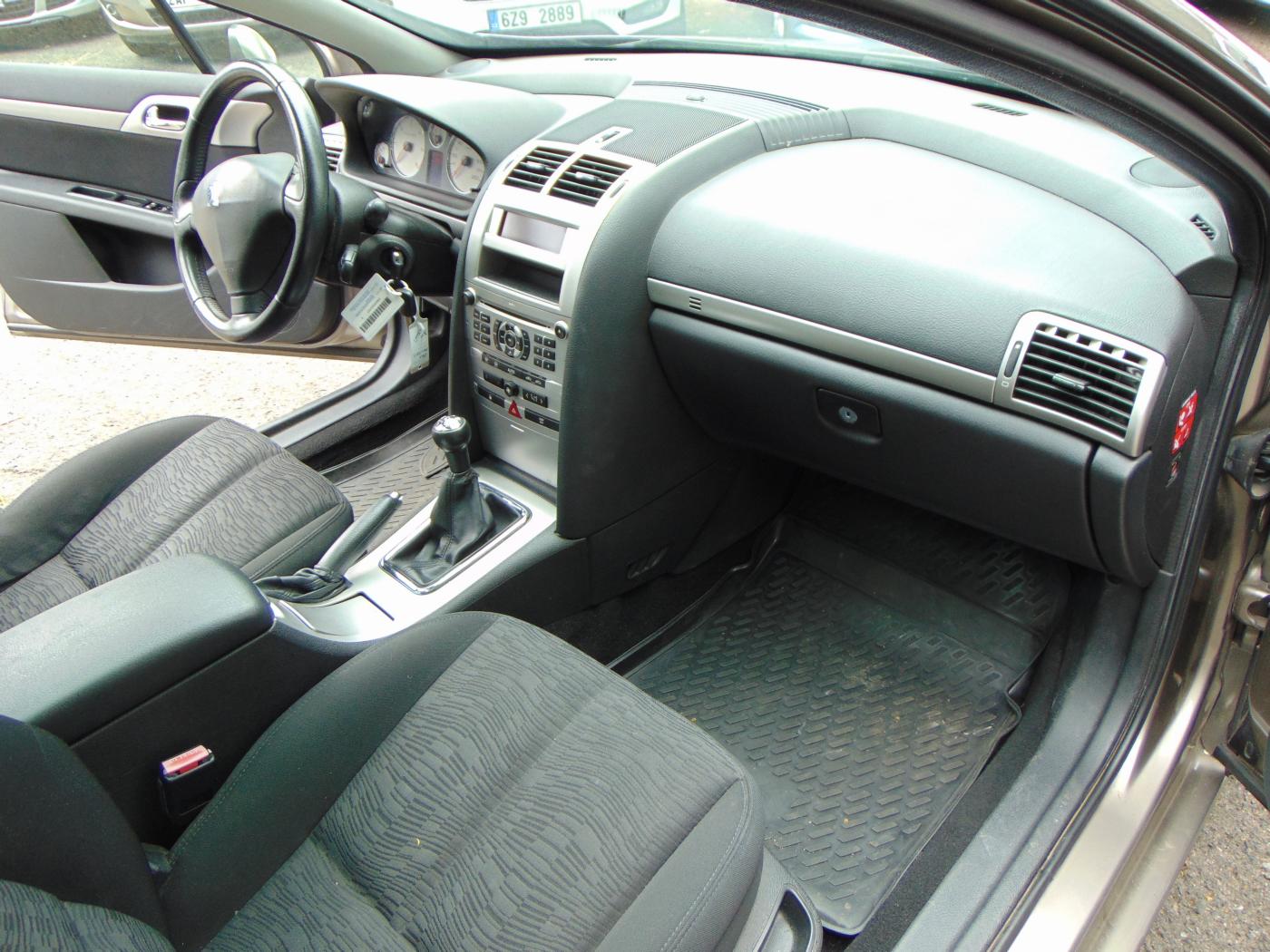 Peugeot 407