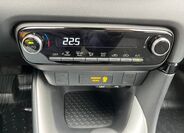 Toyota Yaris 23