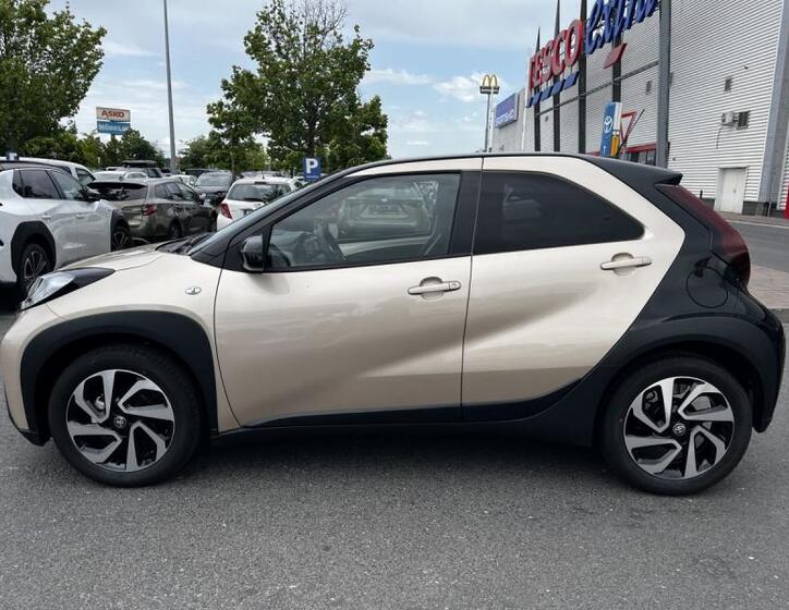Toyota Aygo 8