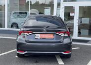 Toyota Corolla 5