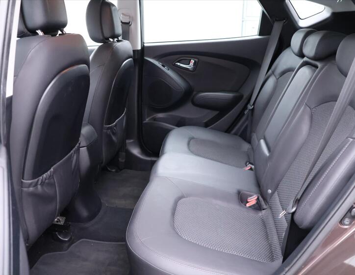 Hyundai ix35 13
