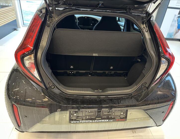 Toyota Aygo 8