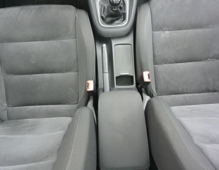 Volkswagen Golf 22