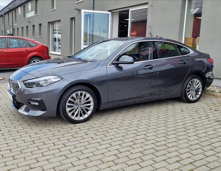 BMW Řada 2 6