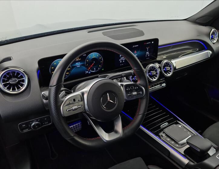 Mercedes-Benz GLB 9