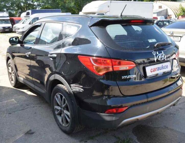 Hyundai Santa Fe 6