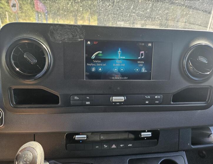 Mercedes-Benz Sprinter 12