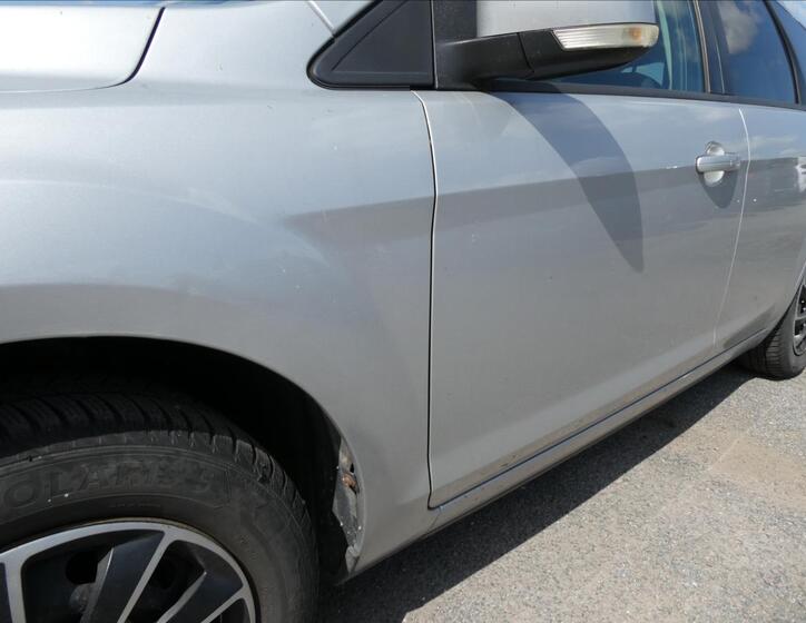 Ford Focus 13