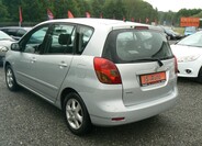 Toyota Corolla Verso 4