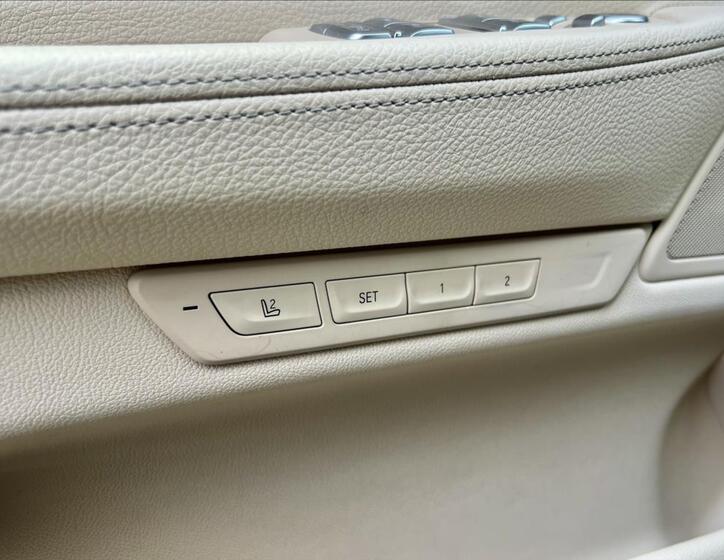 BMW Řada 7 50