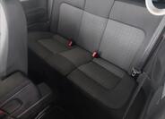 Volkswagen New Beetle 17