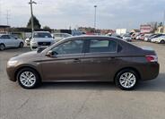 Peugeot 301 9