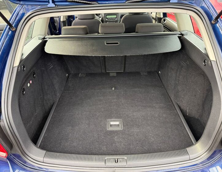 Volkswagen Golf 14