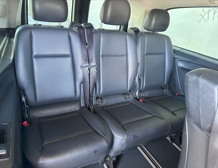 Mercedes-Benz Vito 13