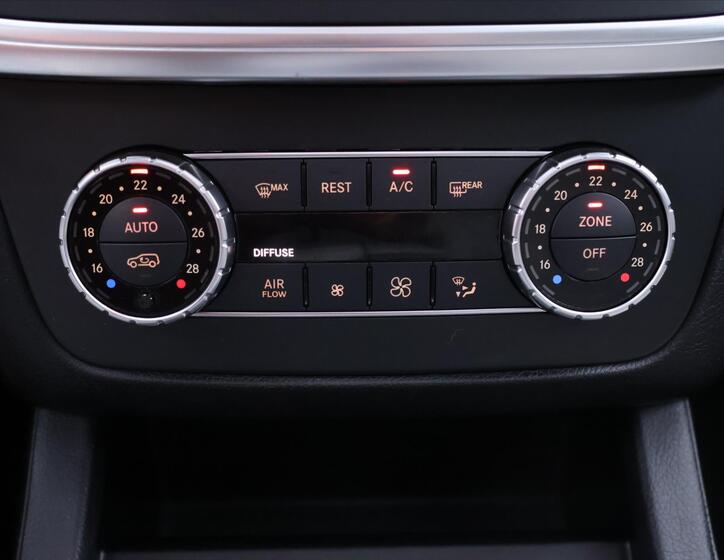 Mercedes-Benz GL 39