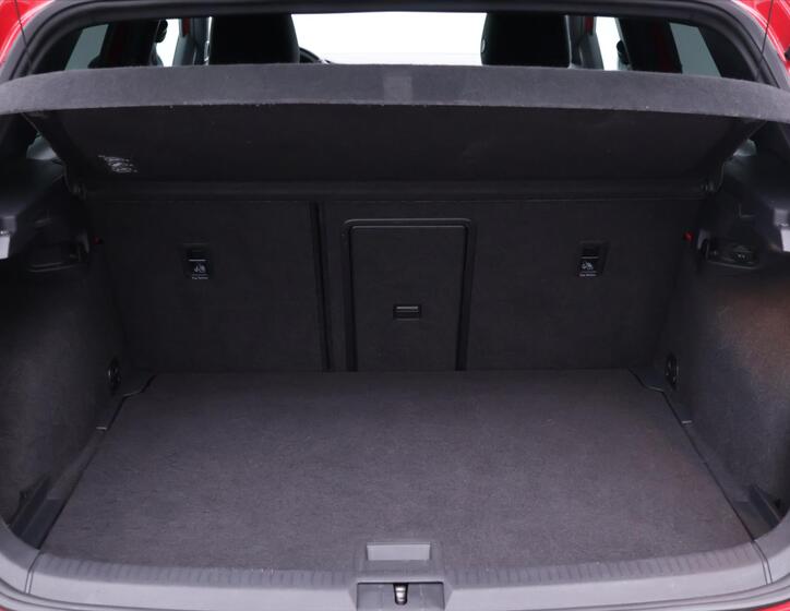 Volkswagen Golf 10