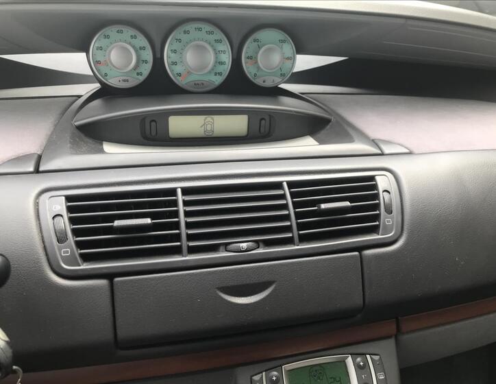Citroën C8 12