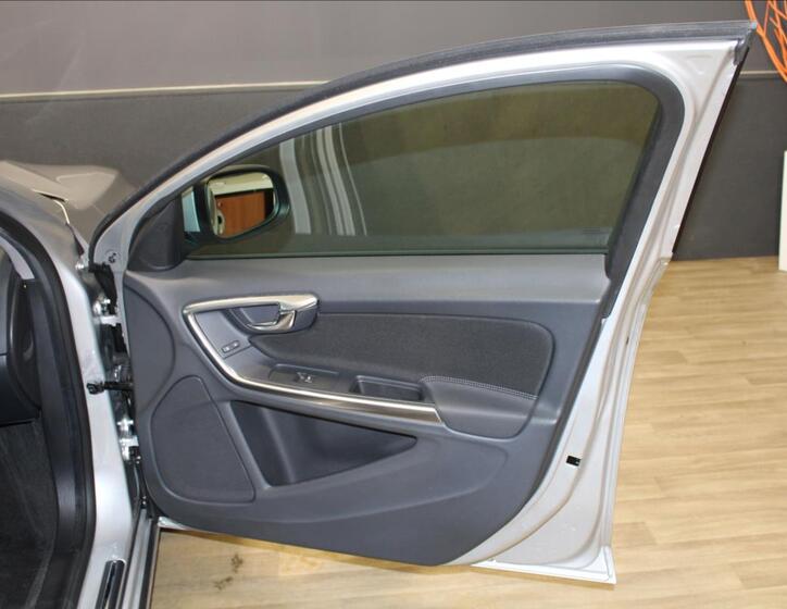 Volvo V60 21