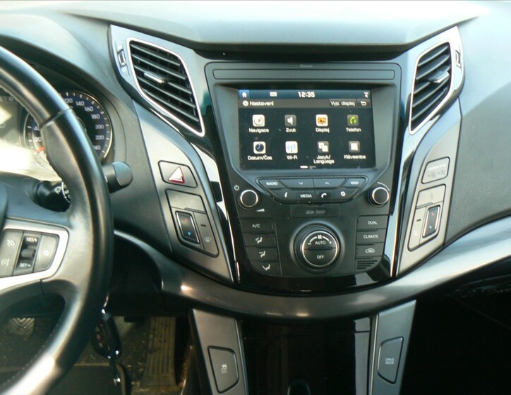 Hyundai i40 10