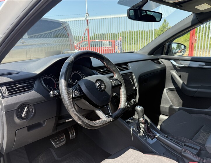 Škoda Octavia 11