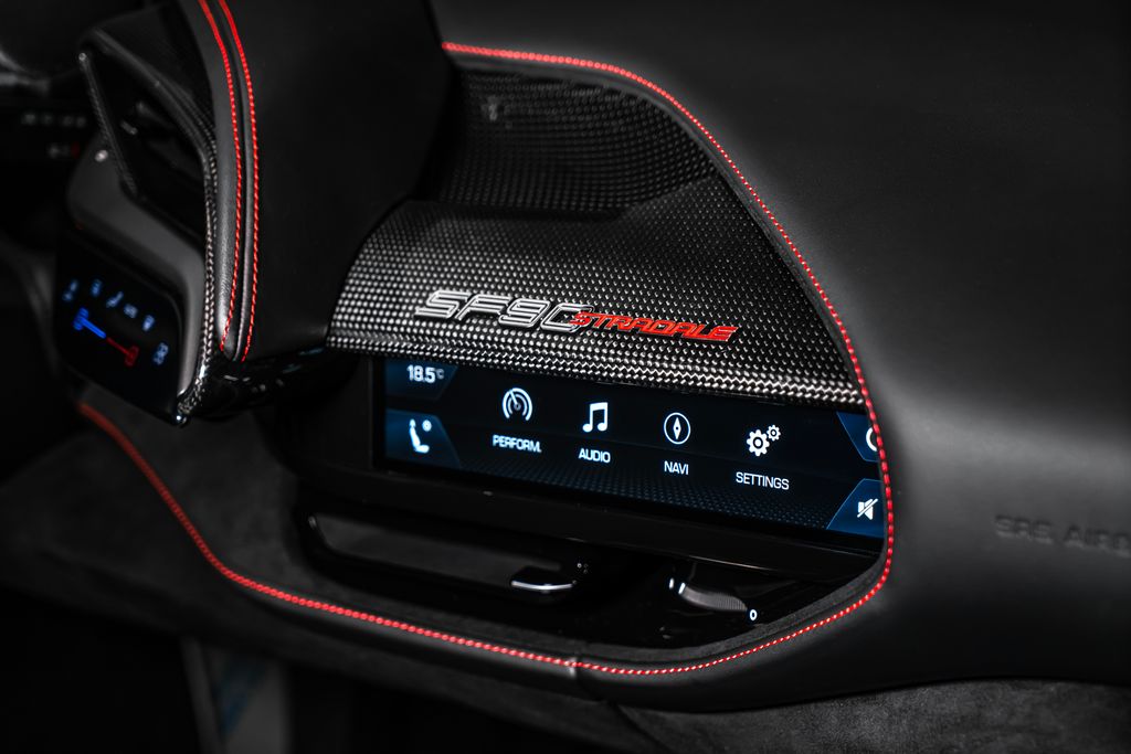 Ferrari SF90