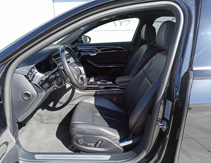 Audi A8 11