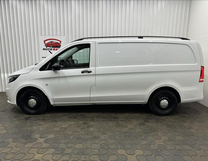 Mercedes-Benz Vito 4