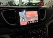 Chrysler Pacifica 14