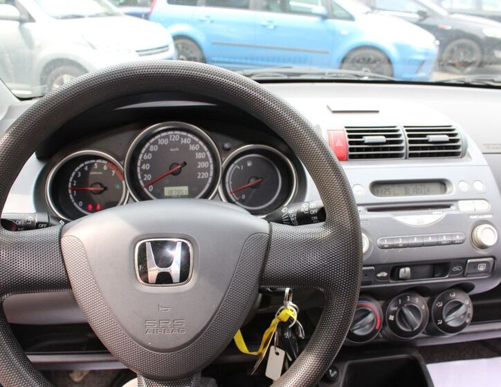 Honda Jazz 22