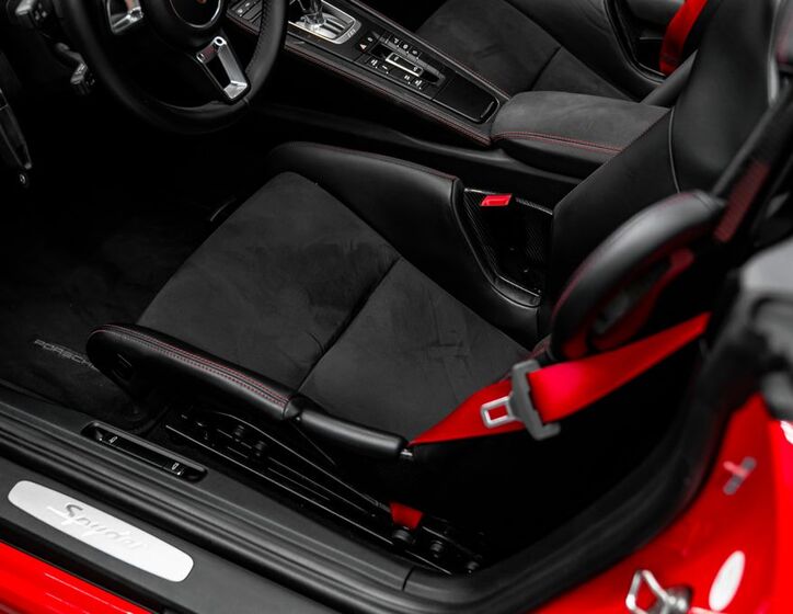 Porsche 718 17