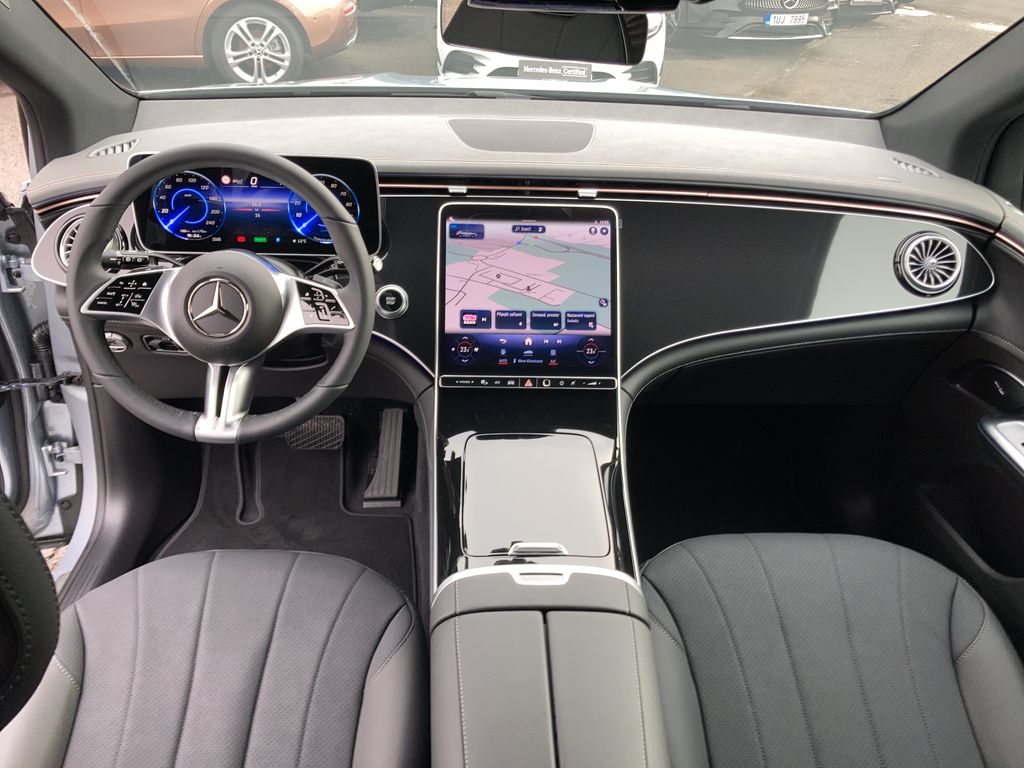 Mercedes-Benz EQE