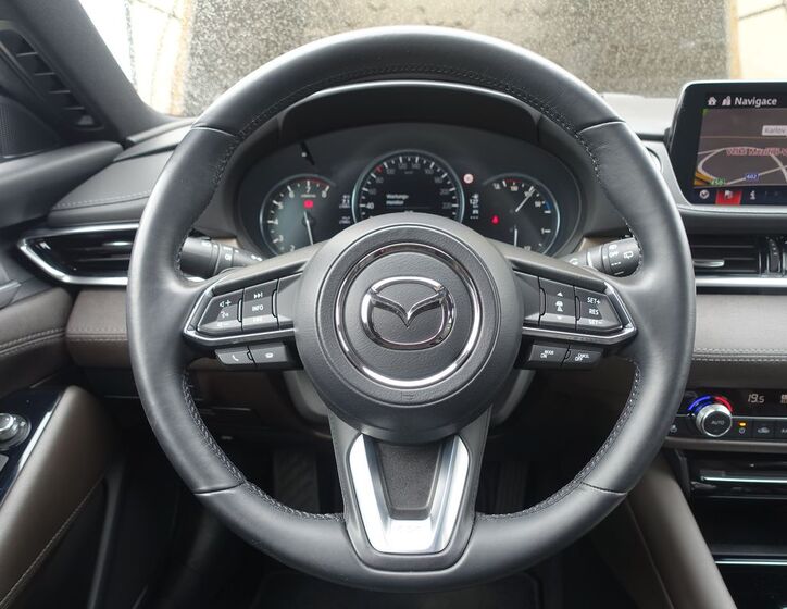 Mazda 6 10