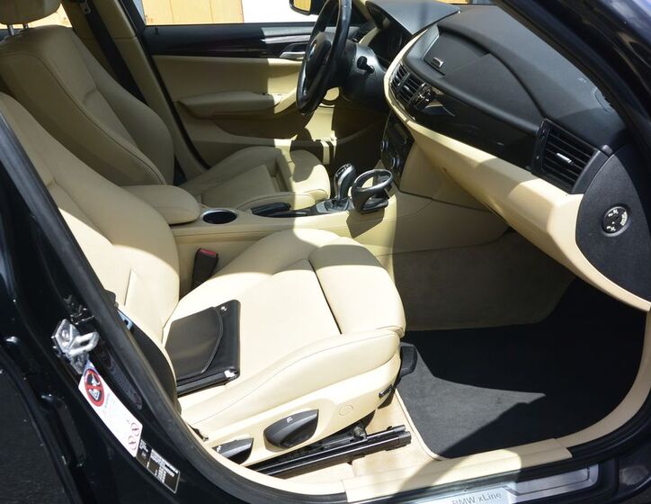 BMW X1 29