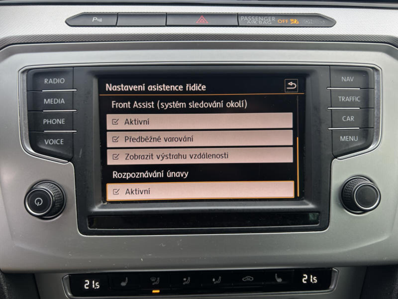 Volkswagen Passat 53