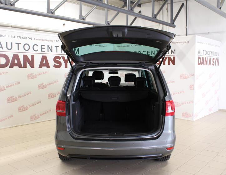 Volkswagen Sharan 7