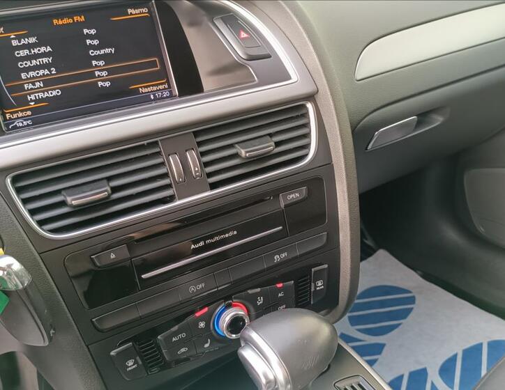 Audi A4 16