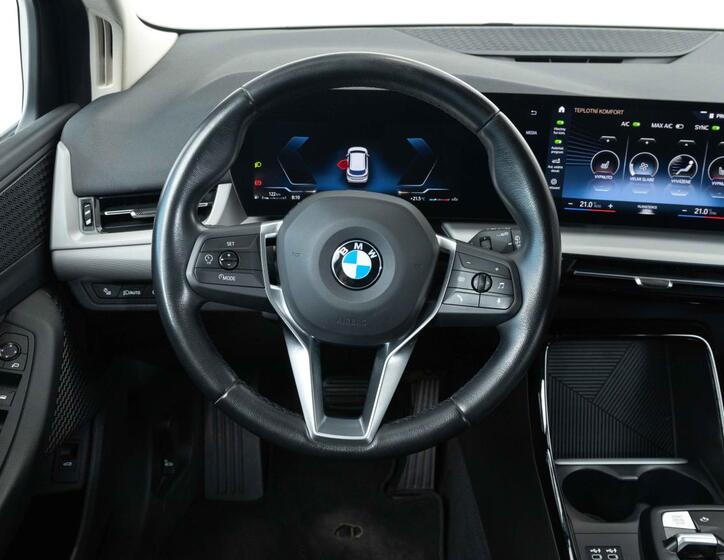 BMW Řada 2 13