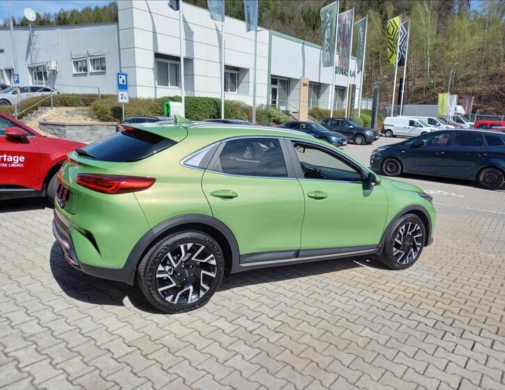 KIA XCeed 4