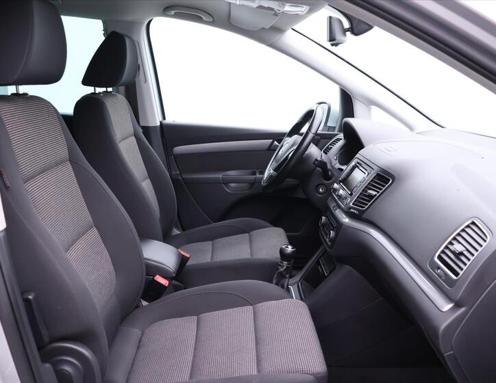 Volkswagen Sharan 13