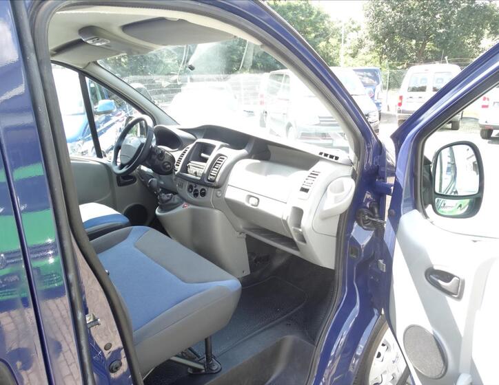 Renault Trafic 25