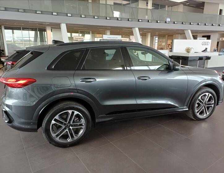 Audi Q5 4