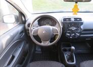 Mitsubishi Space 8