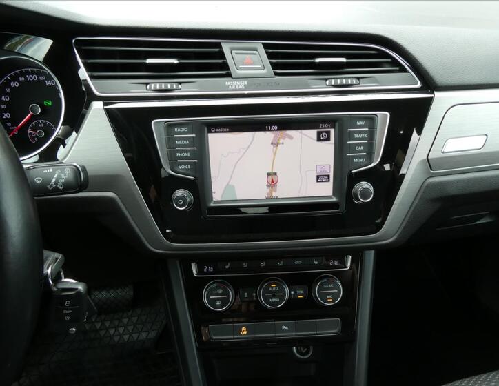 Volkswagen Touran 30