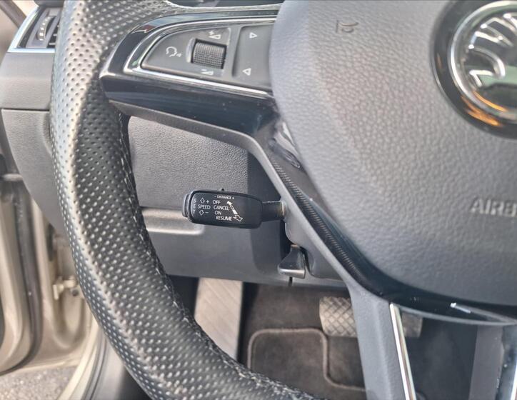 Škoda Octavia 9