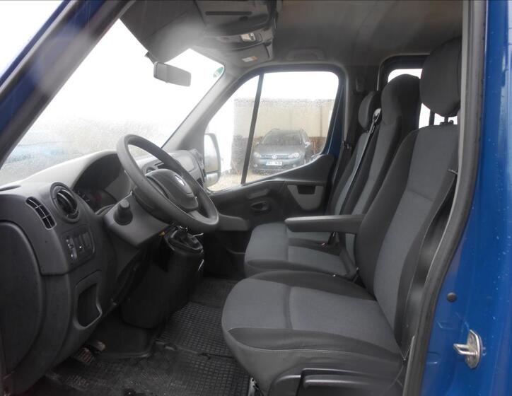 Renault Master 12