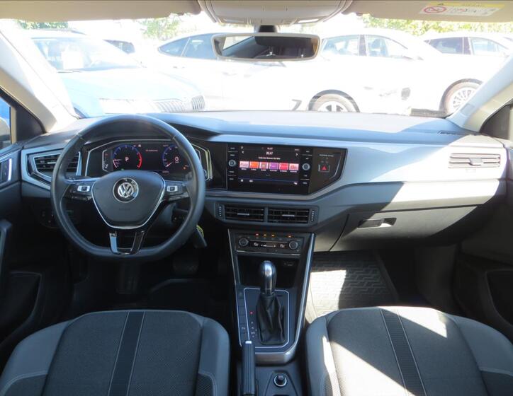 Volkswagen Polo 26